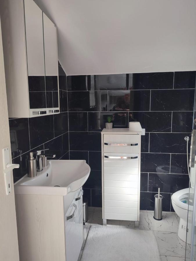 Apartman Flora Vrdnik Ngoại thất bức ảnh