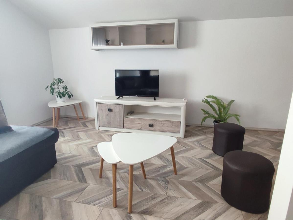 Apartman Flora Vrdnik Ngoại thất bức ảnh